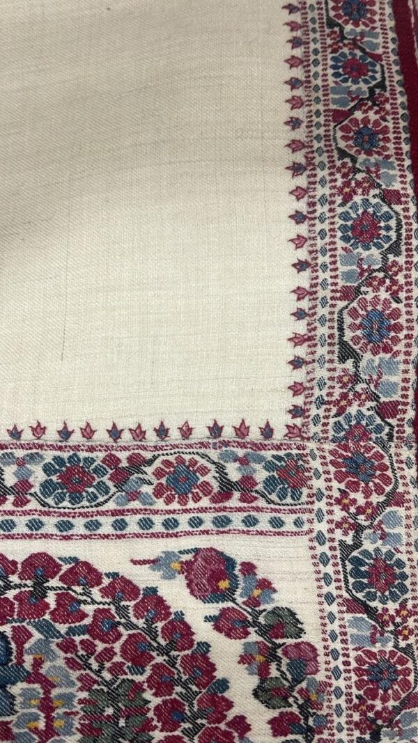 Rare Jaipuri Floral Palledar Shawl of Kani Jamawar, From Kashmir, India. - Image 10