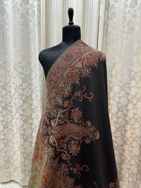 Exquisite Antique Paisley Shawl | A Timeless Treasure of Luxury & Elegance - Image 3