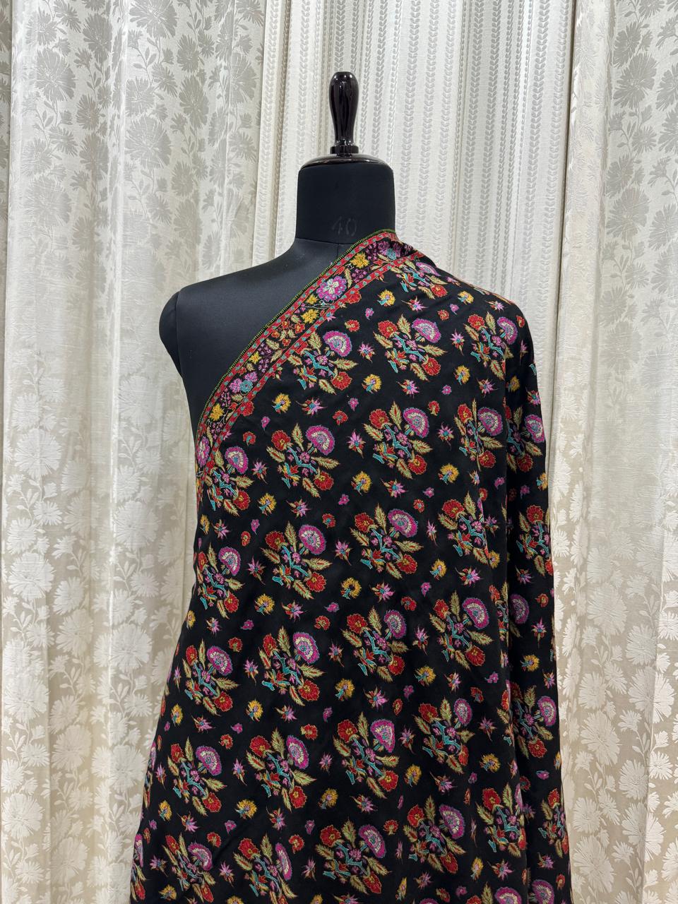 🖤 Noor-e-Shab — Black Elegance Papier Mâché Pure Pashmina Shawl - Image 2