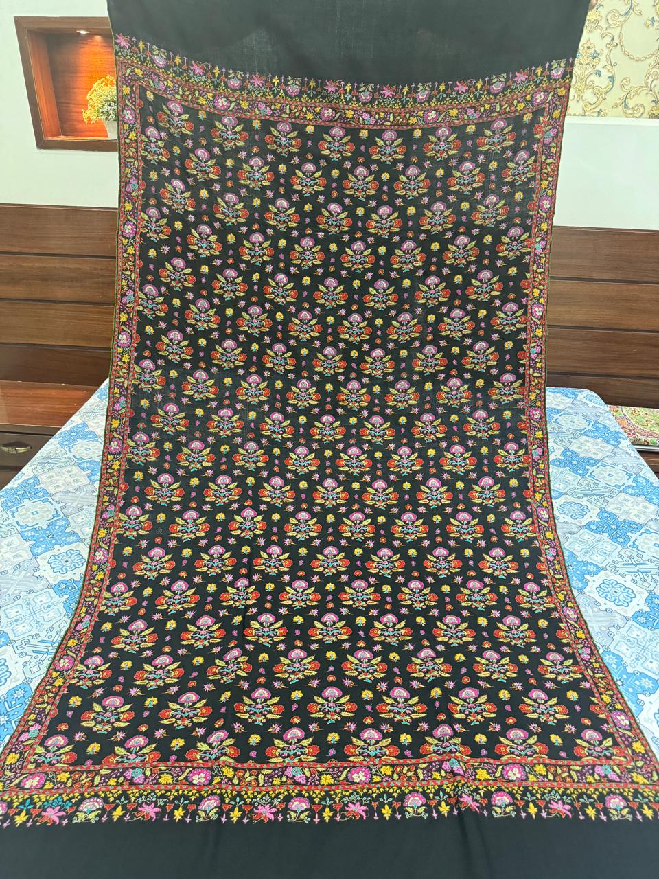 🖤 Noor-e-Shab — Black Elegance Papier Mâché Pure Pashmina Shawl - Image 6