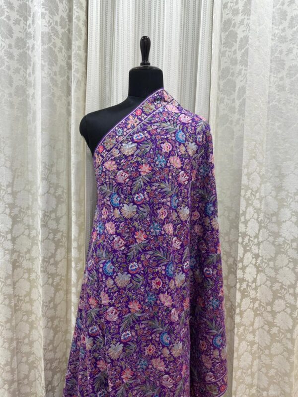 Luxury Handcrafted Pure Pashmina Shawl with Papier Mâché Embroidery - Image 3