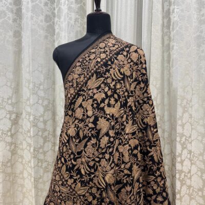 Handcrafted Black Papier Mâché Jamawar Pure Pashmina Shawl – Soft, Warm & Floral Elegance