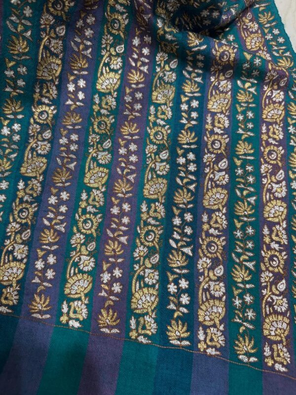 Traditional Floral Zari Embroidery on Pure Pashmina – Luxury Shawl for Women - Image 4