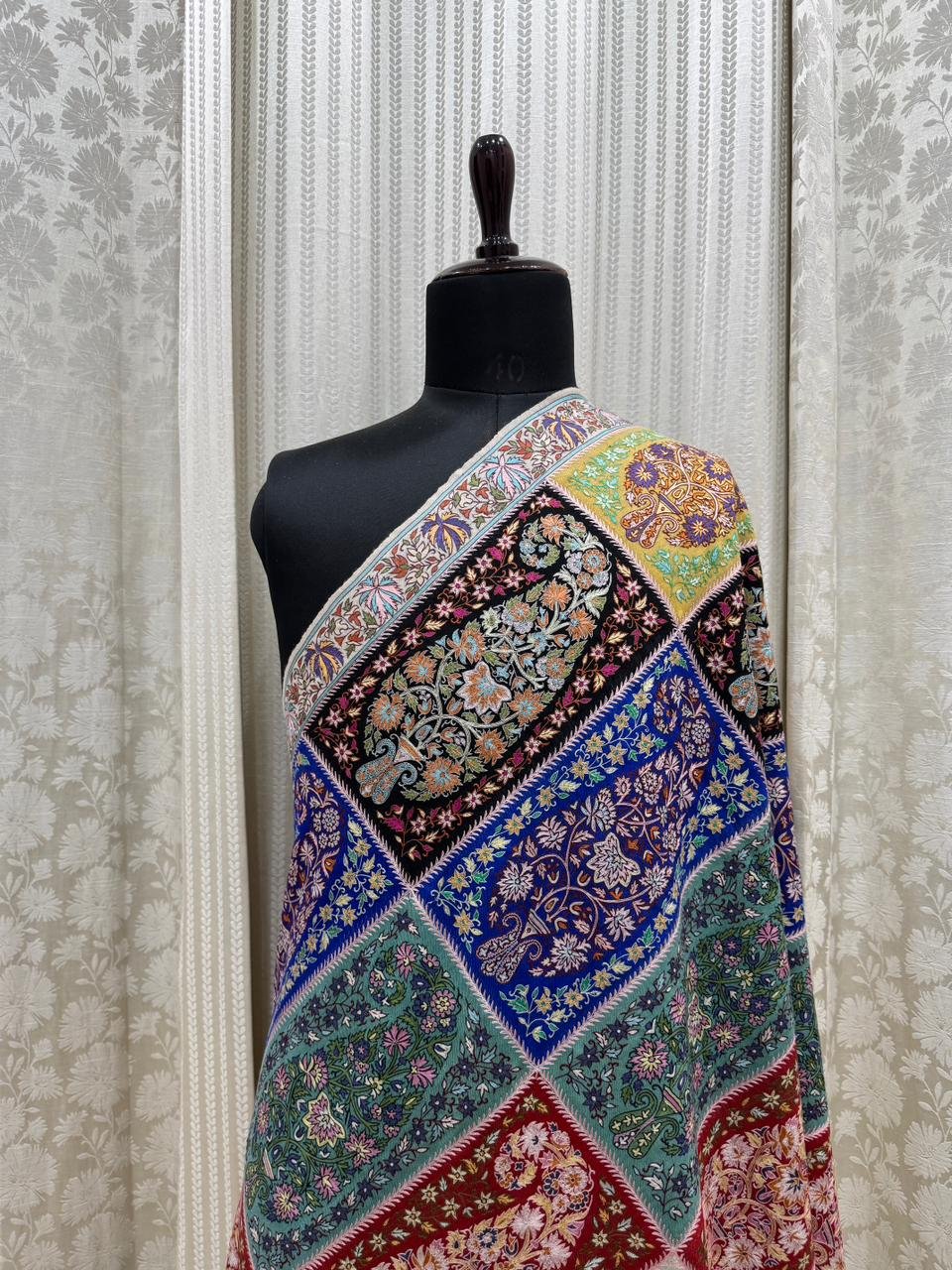 Multicoloured Pure Pashmina Shawl – Handcrafted Papier Mâché Luxury Wrap - Image 2